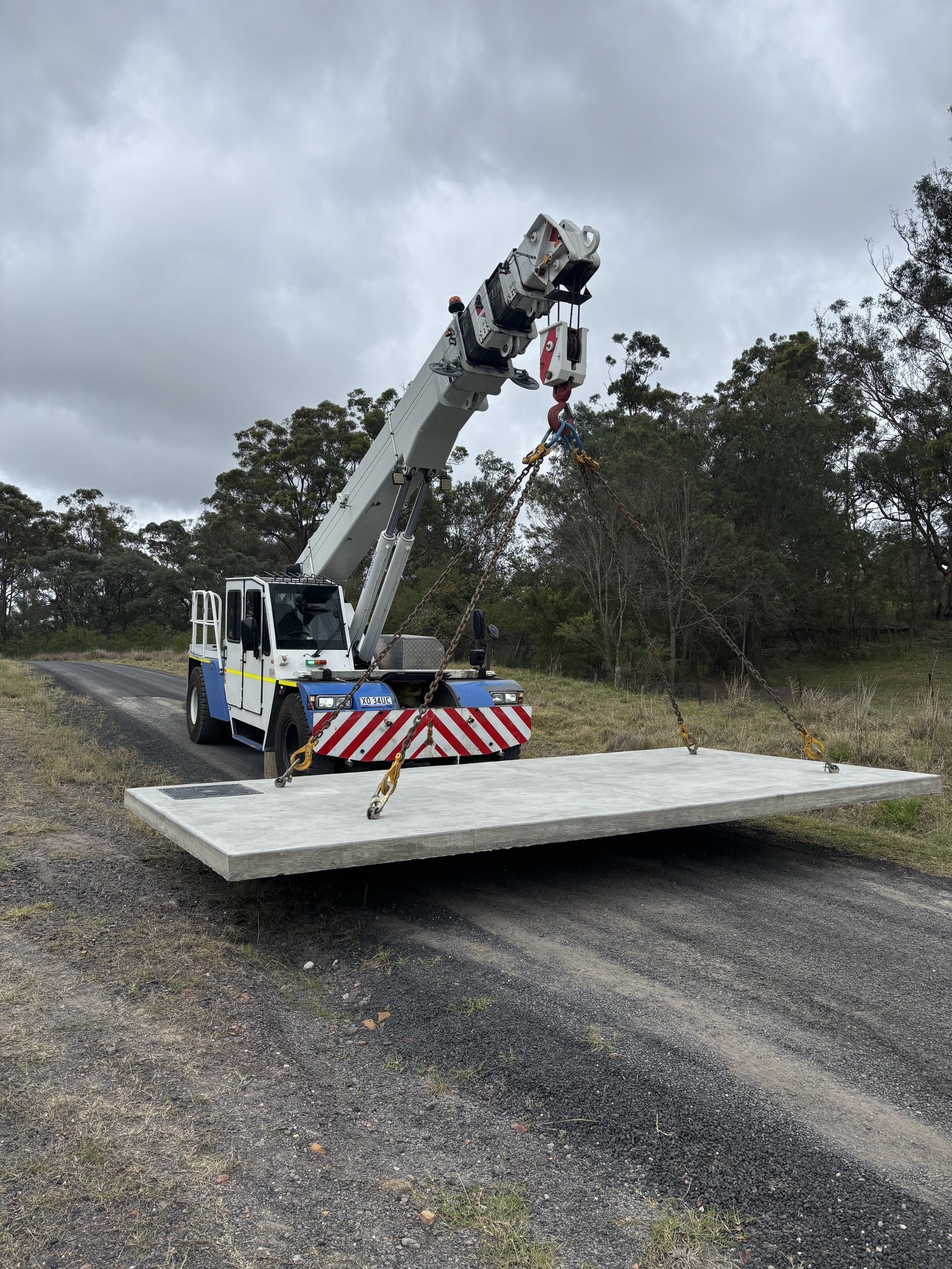 crane carrying concrete